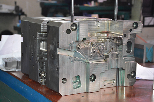 塑料注塑模具加工廠 塑料注塑模具加工廠